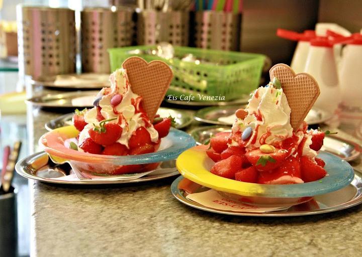 Eis Cafe Venezia